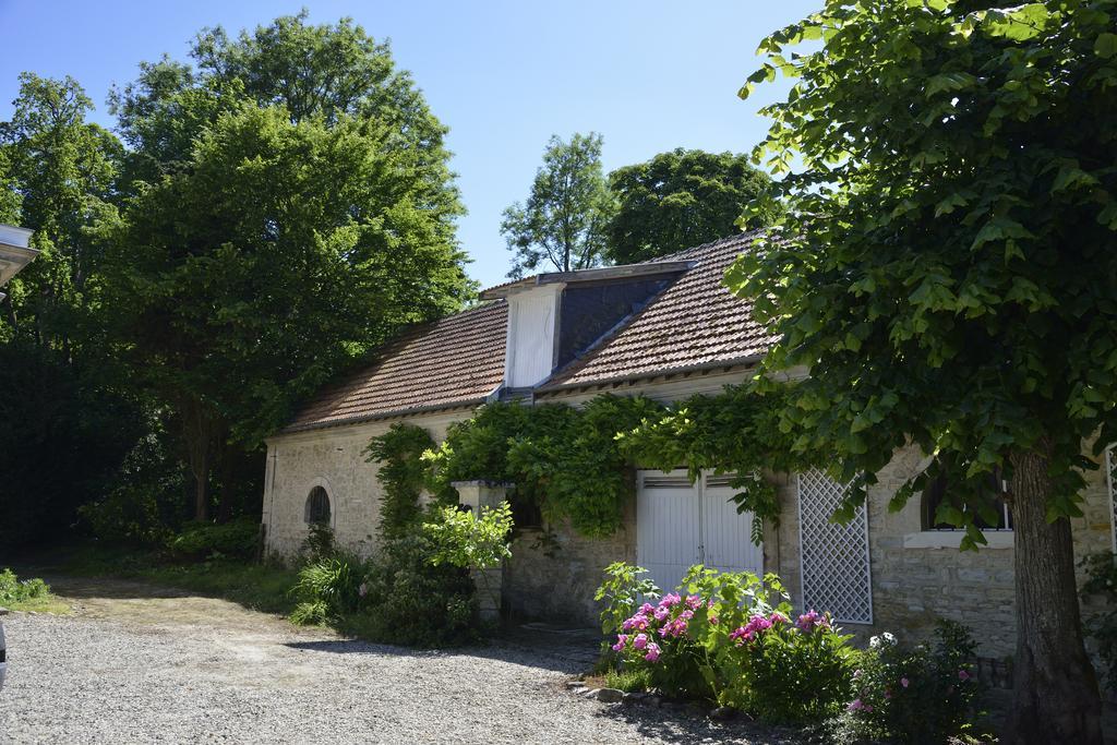 Le Chateau D'Hermonville B&B / Chambres D'Hotes Exteriör bild