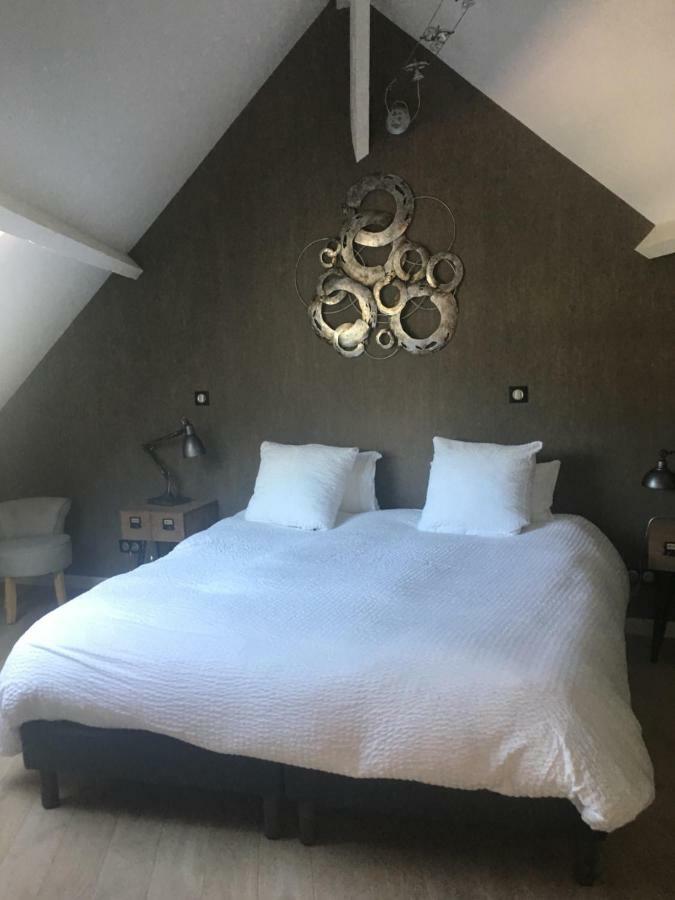 Le Chateau D'Hermonville B&B / Chambres D'Hotes Exteriör bild